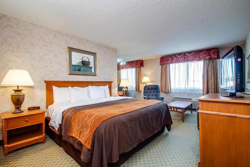 Everspring Inn & Suites Oskaloosa Room photo